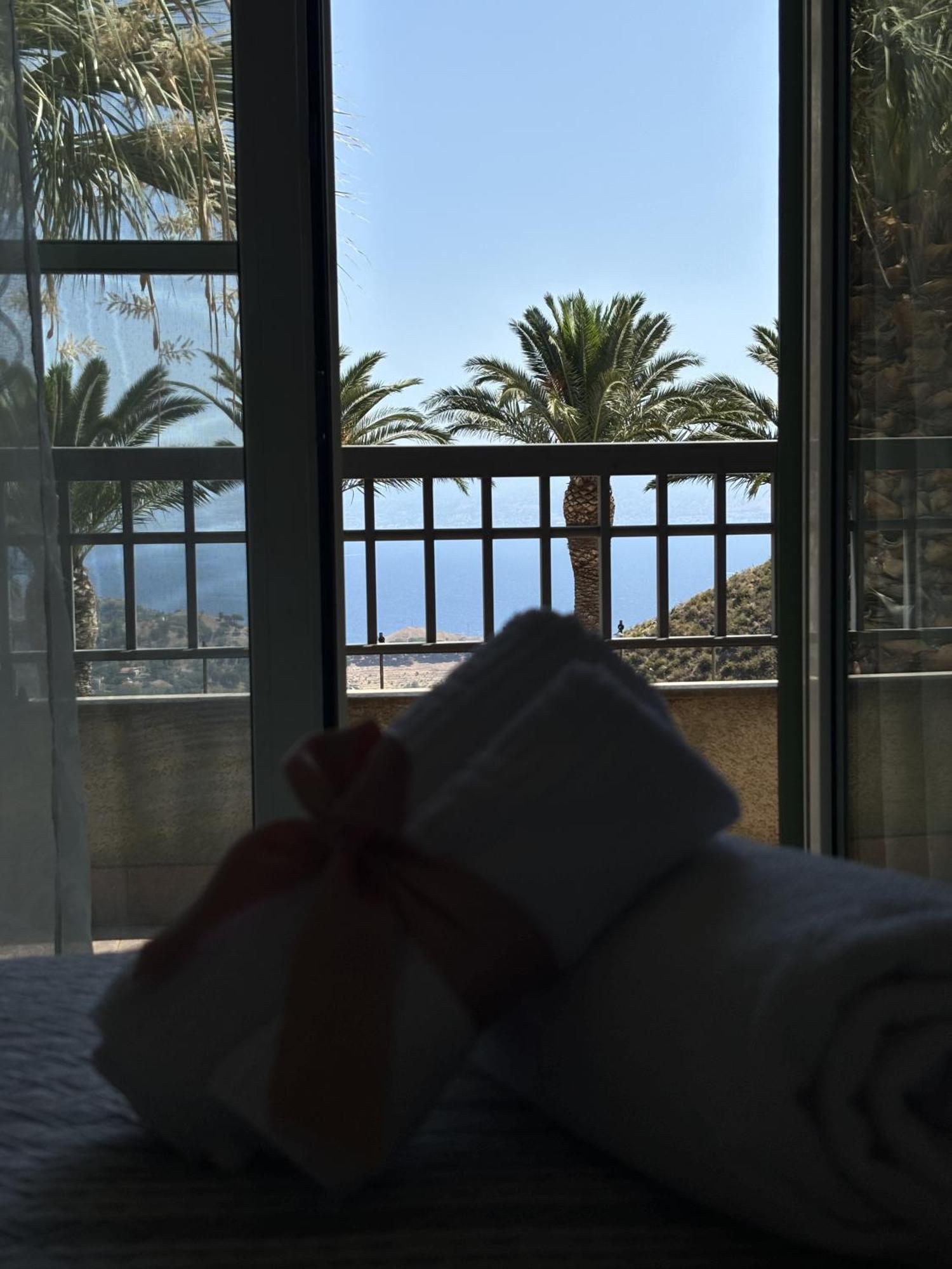 B&B Villa Alba Messina Exteriör bild