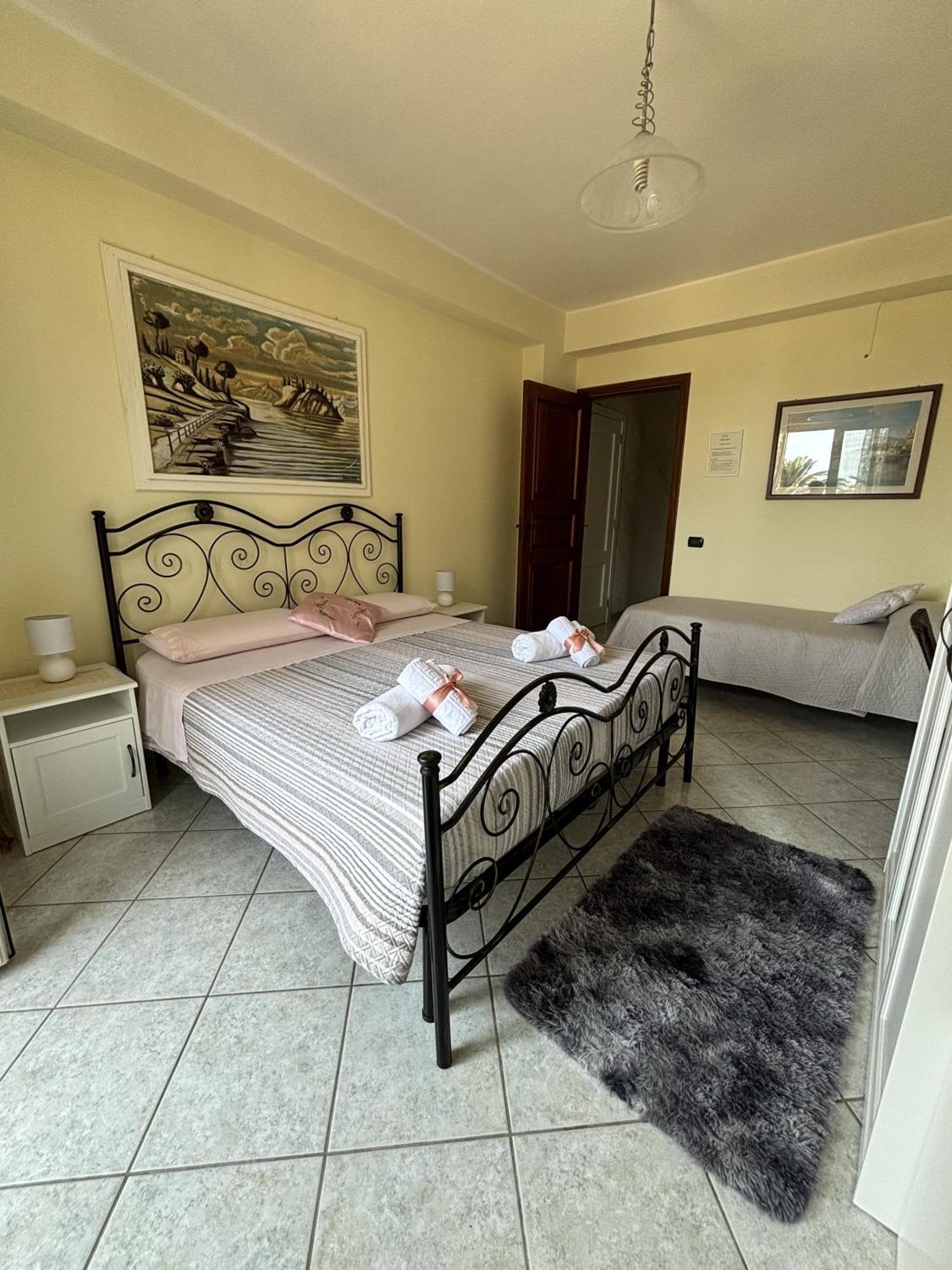 B&B Villa Alba Messina Exteriör bild
